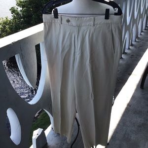 Tommy Bahama’s Mens Silk and Cotton Kachi Colored Dress Pants Size 33/30